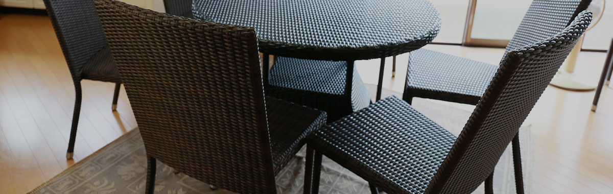 ミーティング用の椅子と机